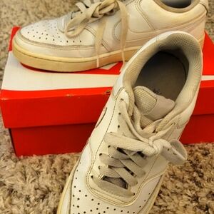 Womens Nike Court Vision Low size 7
